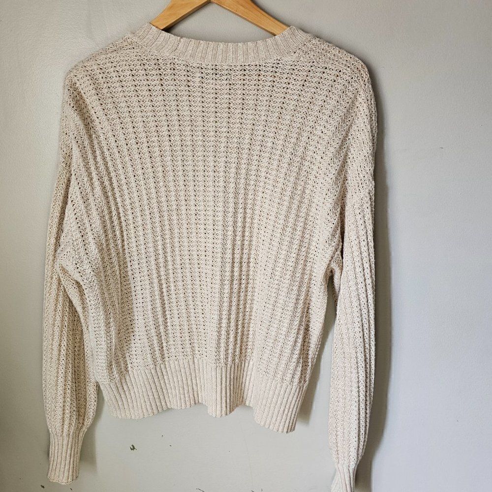 EUC AMERICAN EAGLE OUTFITTERS V NECK BUTTON DOWN CREAM CARDIGAN SIZE S - Picture 4 of 14
